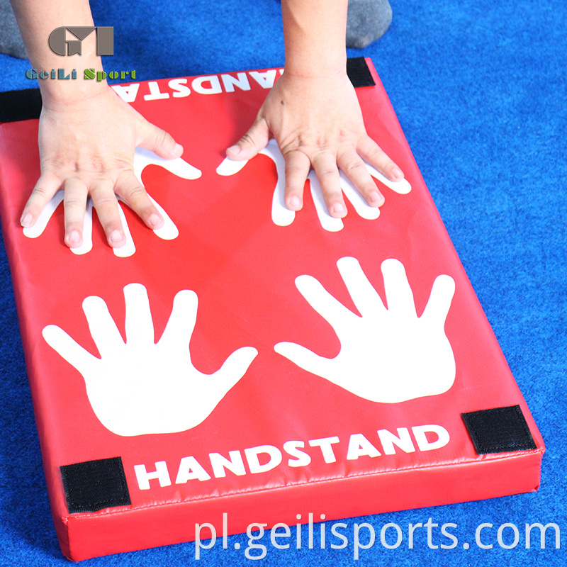 Handstand Print Pad